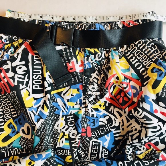 VIP‎ Jeans Urban Graffiti Jogger Style Ankle Faux Cargo Pants Size 7/8 Juniors - Picture 8 of 12